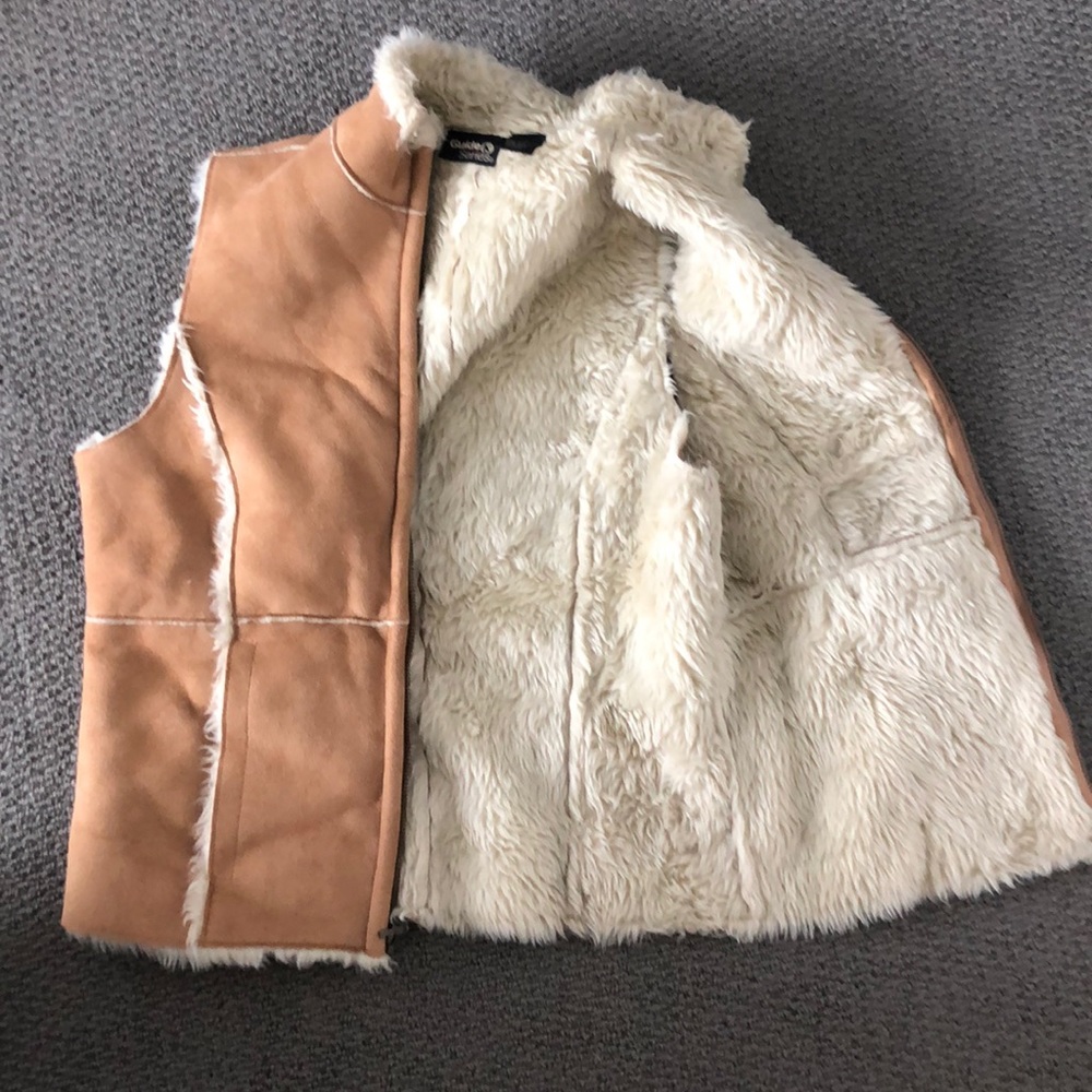 FURRY VEST